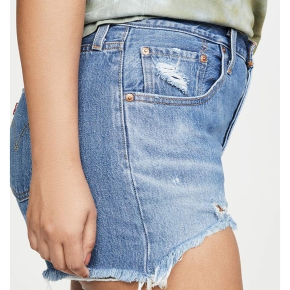 LEVIS Athens Mid Short - Medum Indigo sz 32 - Picture 6 of 6